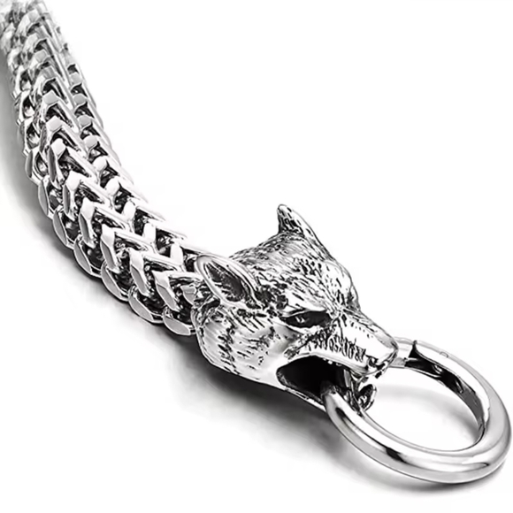 Silver Lion Head Bracelet - Picture 7 of 9